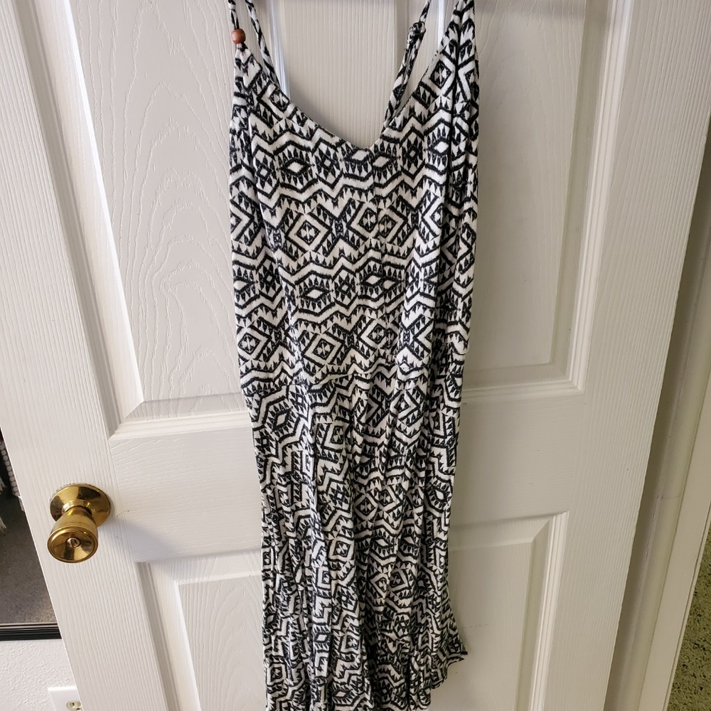 Tribal print criss-cross dress